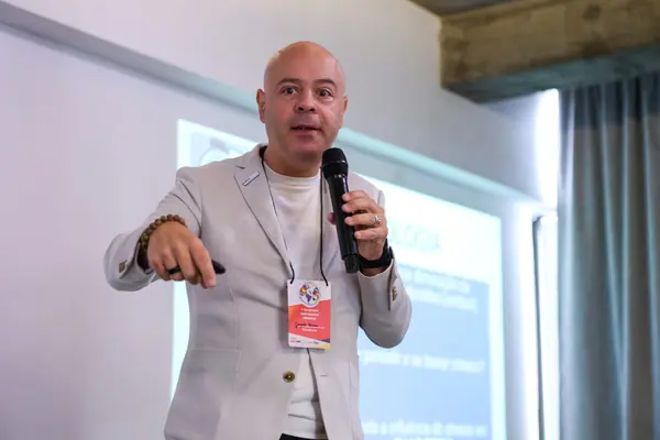 Primeiro dia do V Congresso Internacional ABMeVeC — foto 118